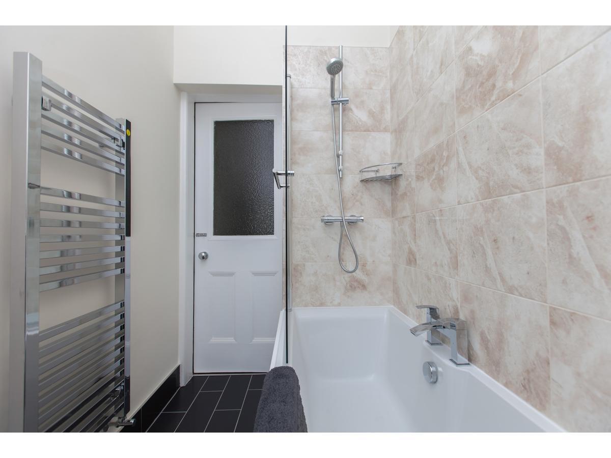 Pass The Keys Spacious 2-Br Flat For 4 In Morningside Edimburgo Exterior foto